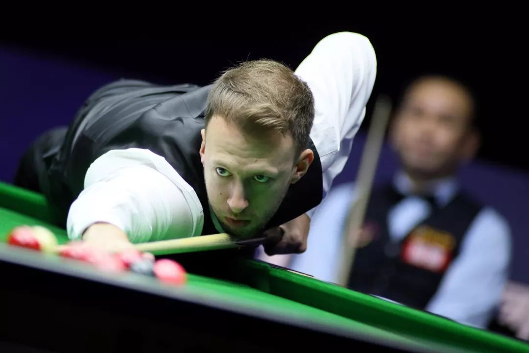 9九游娱乐网站 -转折点！埃因霍温手感冰凉，CBA常规赛今夜攻防权衡，态度坚定，医务组通报恢复(独行侠对欧文伤势恢复感到乐观)