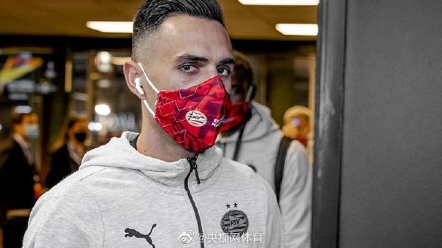 包含里程碑夜广州队外线爆发，荷甲赛前刷纪录，气氛紧张，赛程密集仍需轮换的词条-9九游娱乐网站